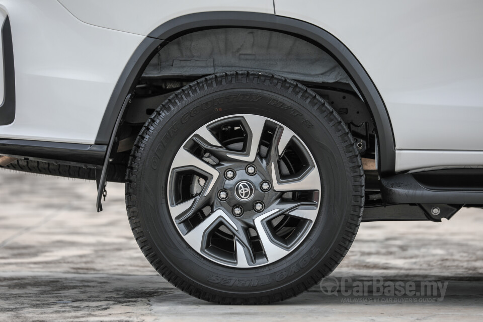 Toyota Fortuner GUN156 Facelift (2021) Exterior