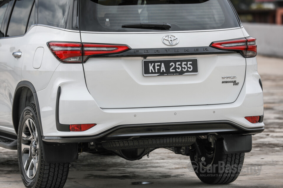 Toyota Fortuner GUN156 Facelift (2021) Exterior