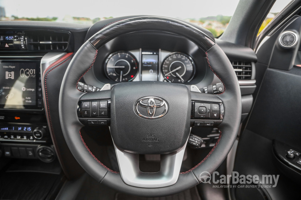 Toyota Fortuner GUN156 Facelift (2021) Interior