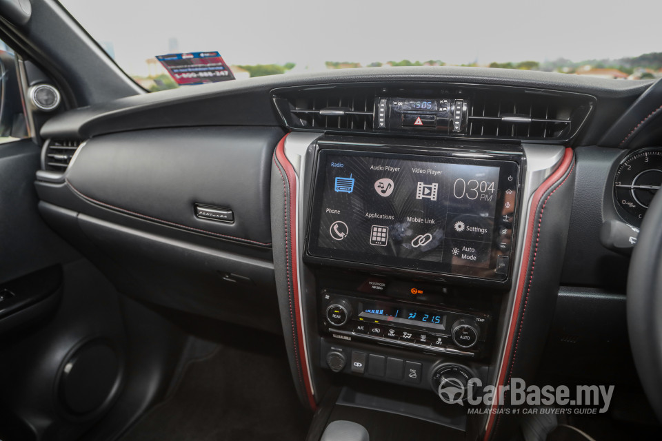 Toyota Fortuner GUN156 Facelift (2021) Interior
