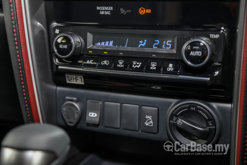 Toyota Fortuner GUN156 Facelift (2021) Interior