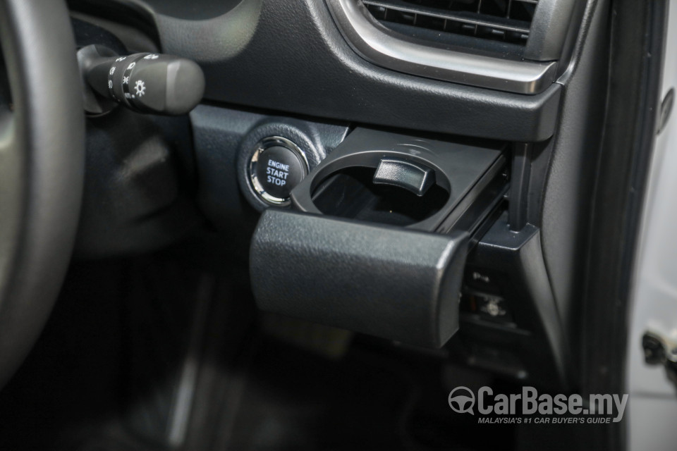 Toyota Fortuner GUN156 Facelift (2021) Interior