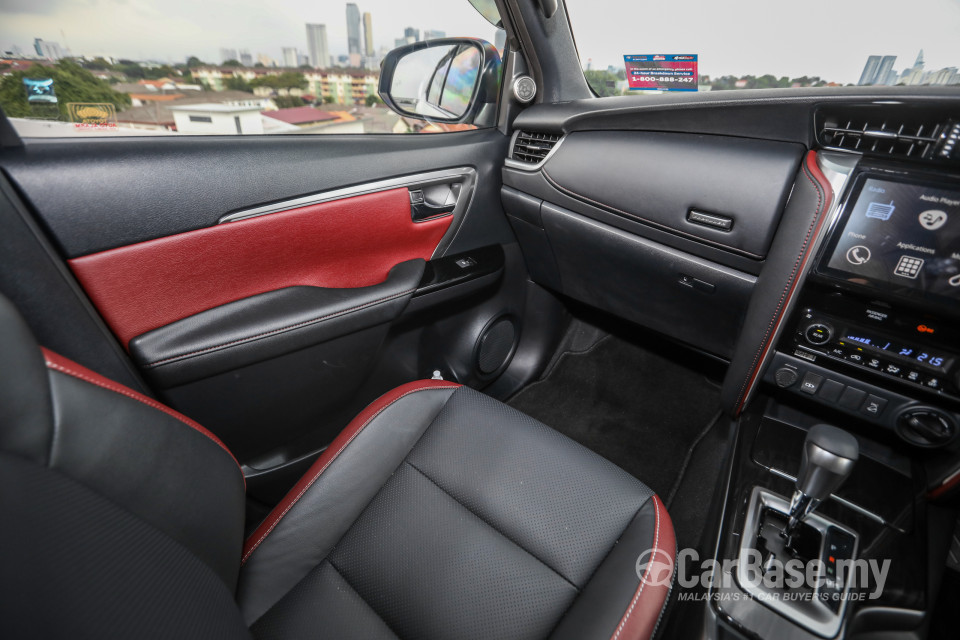 Toyota Fortuner GUN156 Facelift (2021) Interior