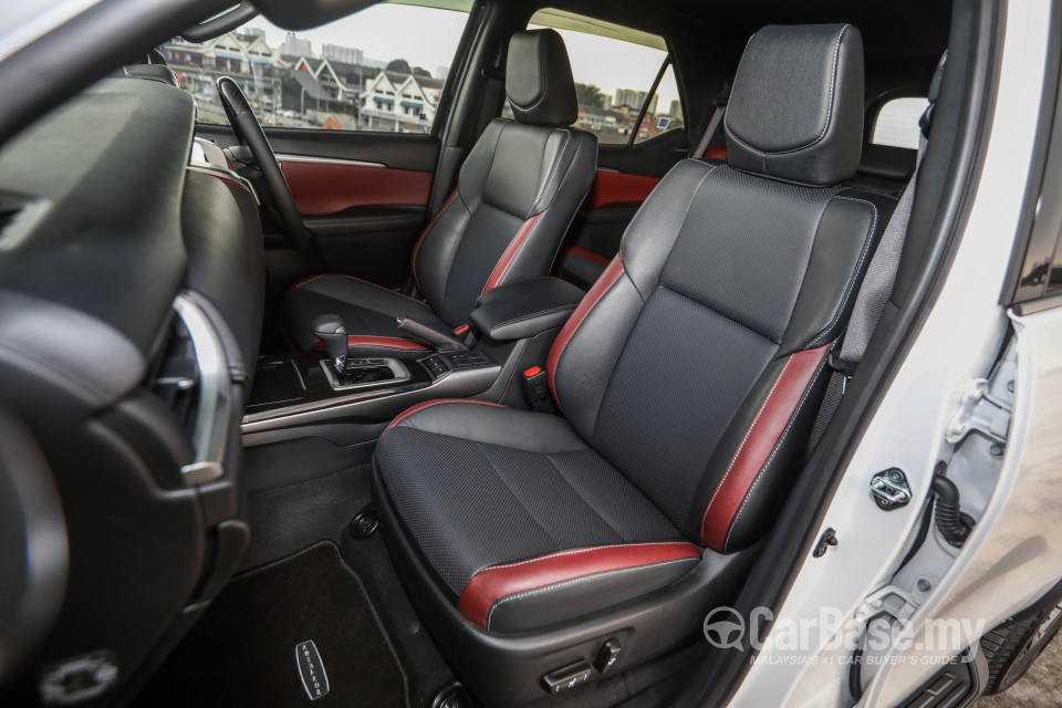 Toyota Fortuner GUN156 Facelift (2021) Interior