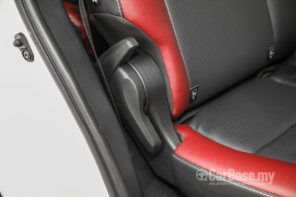 Toyota Fortuner GUN156 Facelift (2021) Interior