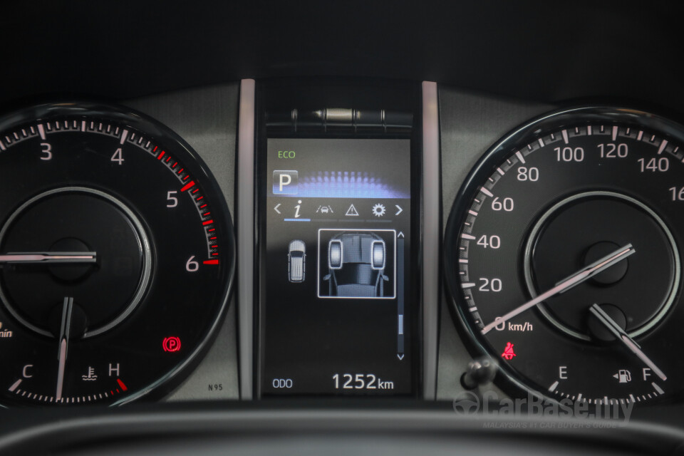 Toyota Fortuner GUN156 Facelift (2021) Interior