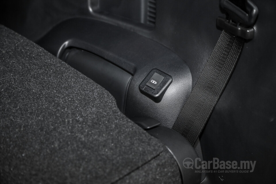 Toyota Fortuner GUN156 Facelift (2021) Interior