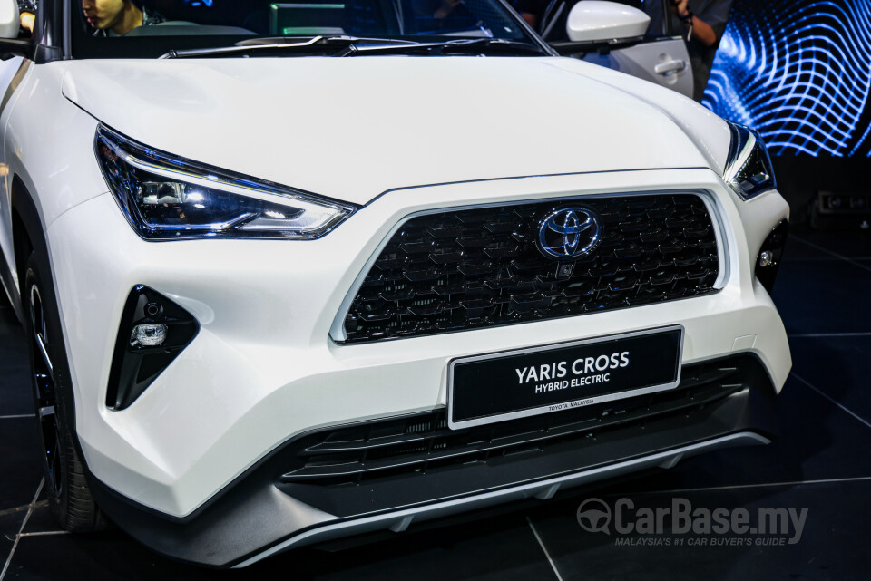 Toyota Yaris Cross AC200 (2026) Exterior