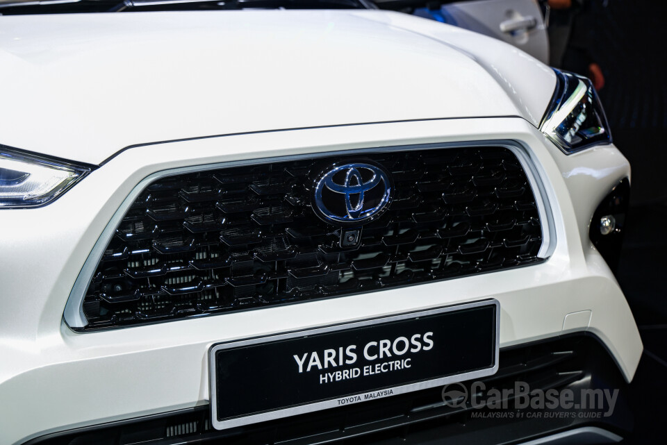 Toyota Yaris Cross AC200 (2026) Exterior