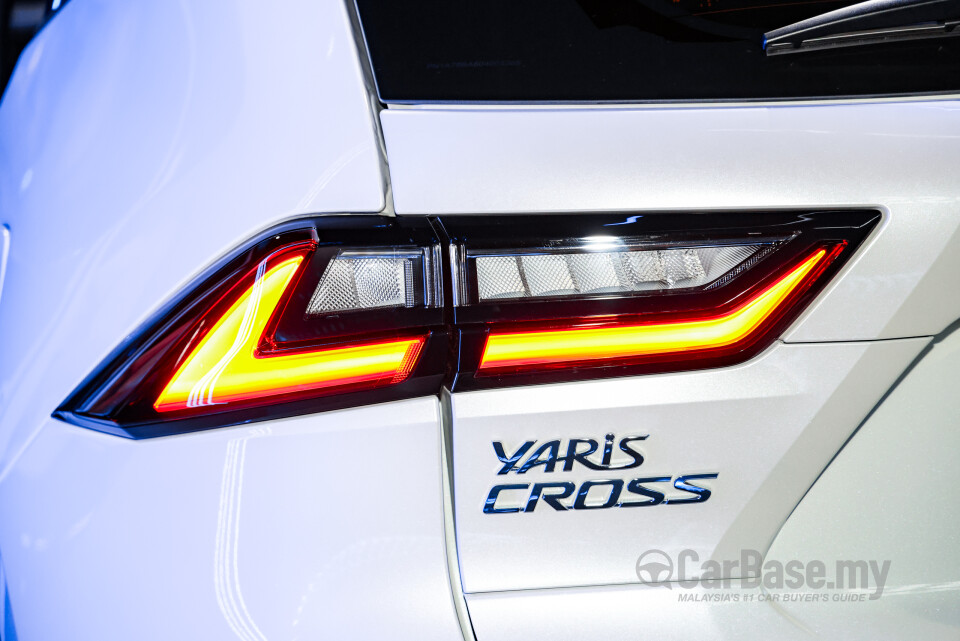 Toyota Yaris Cross AC200 (2026) Exterior