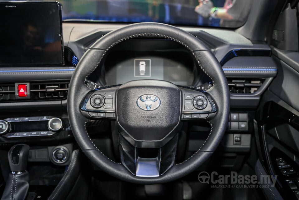 Toyota Yaris Cross AC200 (2026) Interior