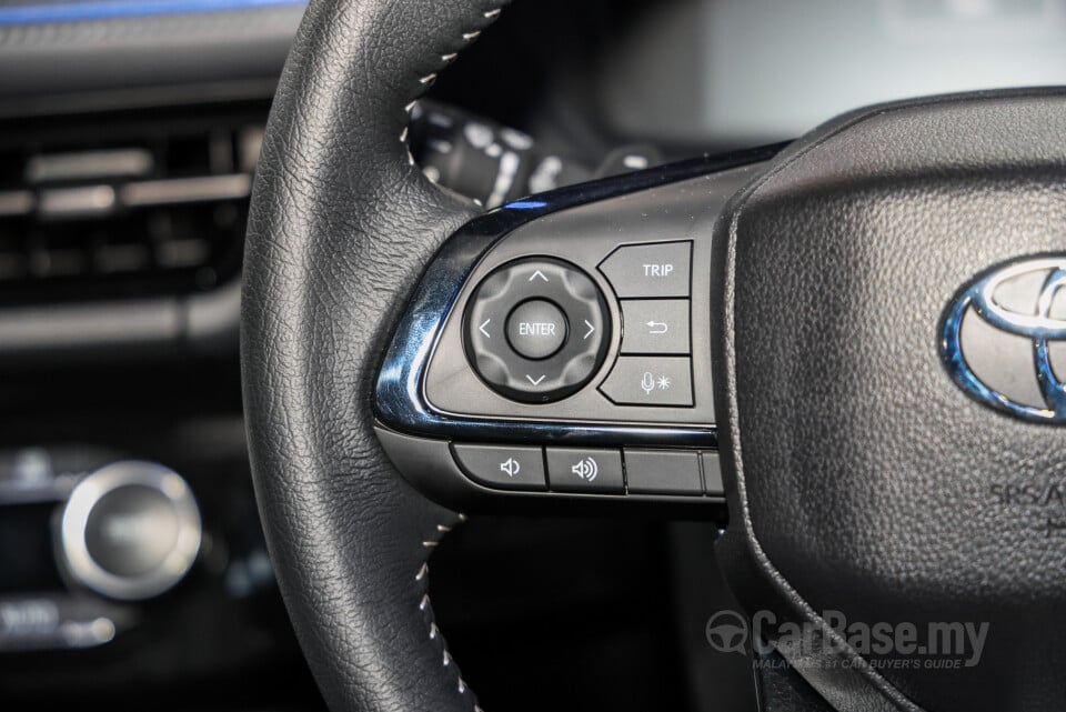 Toyota Yaris Cross AC200 (2026) Interior