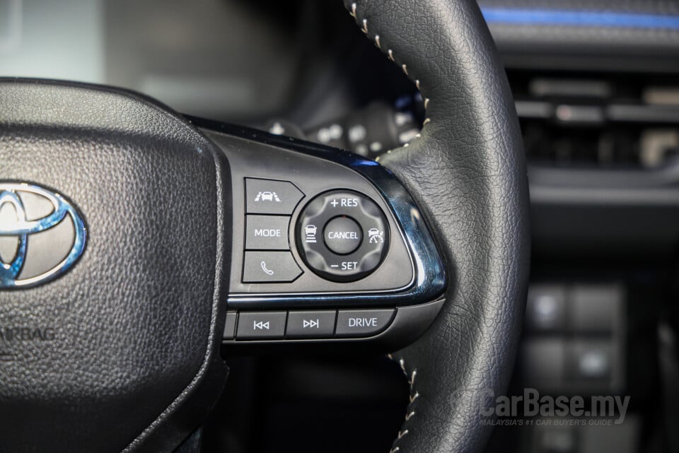 Toyota Yaris Cross AC200 (2026) Interior