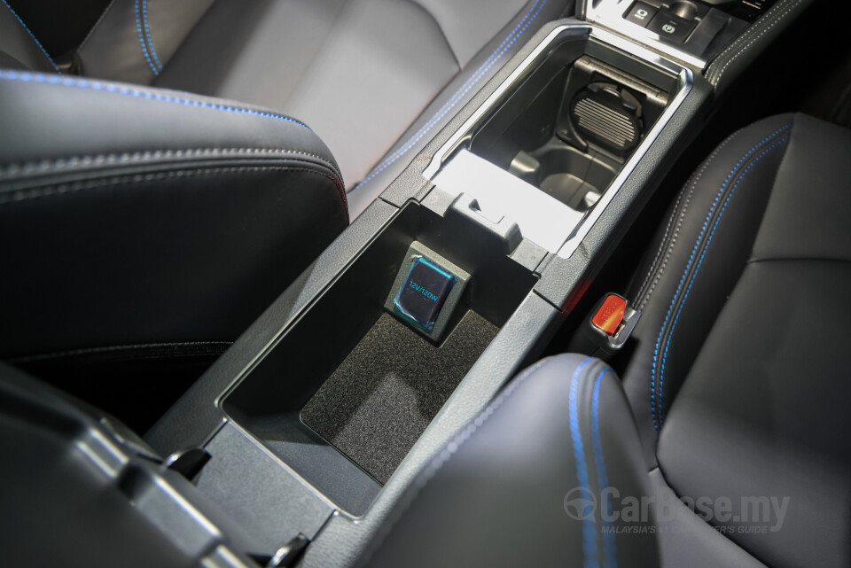 Toyota Yaris Cross AC200 (2026) Interior