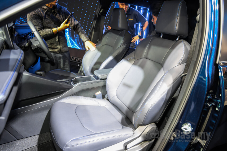 Toyota Yaris Cross AC200 (2026) Interior
