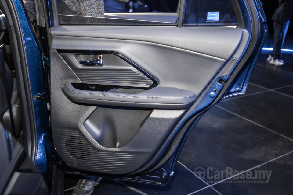 Toyota Yaris Cross AC200 (2026) Interior