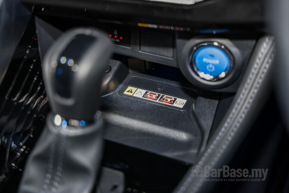 Toyota Yaris Cross AC200 (2026) Interior