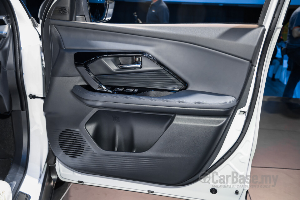 Toyota Yaris Cross AC200 (2026) Interior