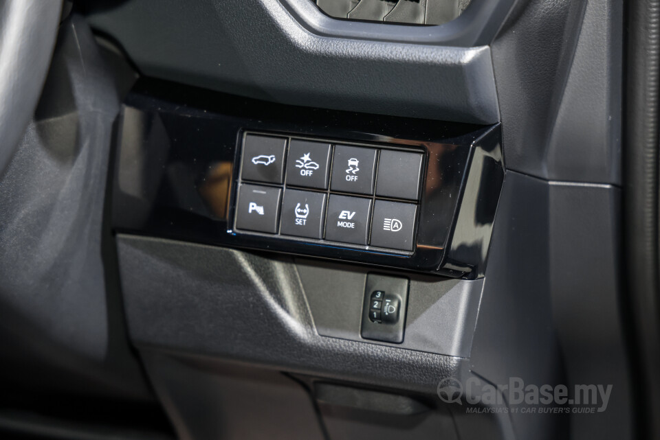 Toyota Yaris Cross AC200 (2026) Interior