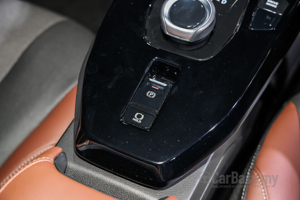 Toyota Urban Cruiser PC2AS (2026) Interior