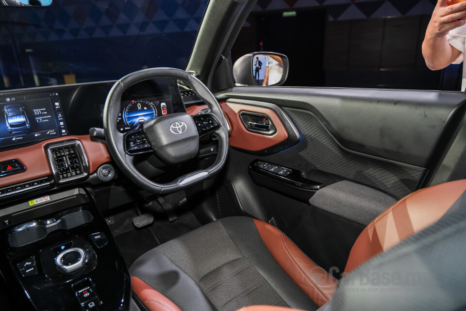 Toyota Urban Cruiser PC2AS (2026) Interior