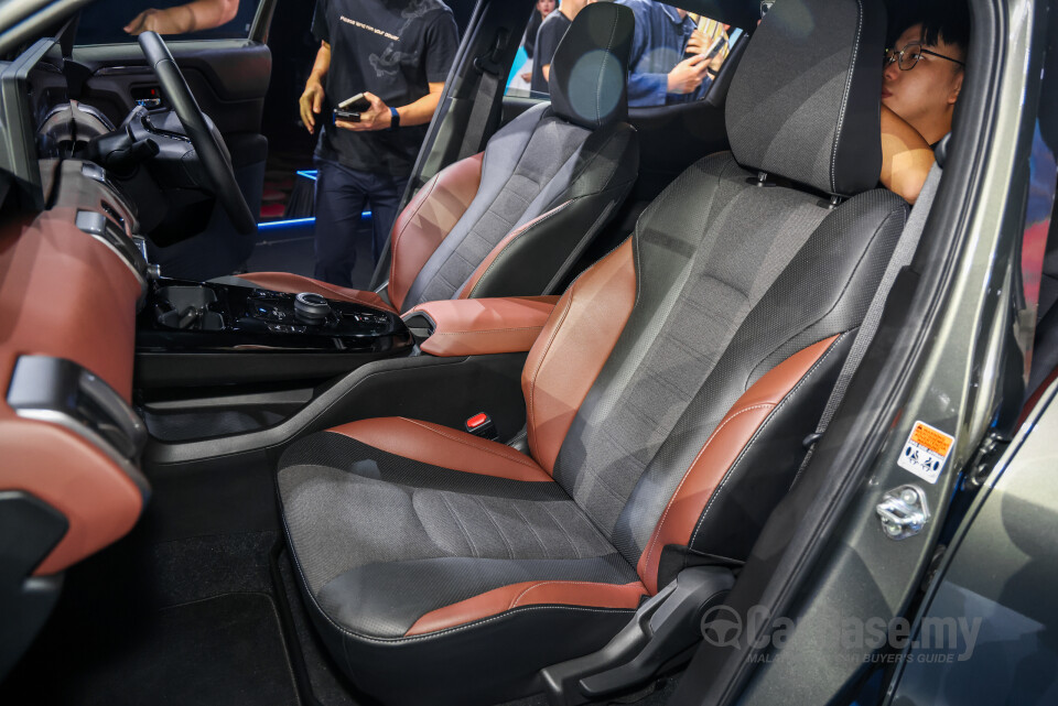 Toyota Urban Cruiser PC2AS (2026) Interior