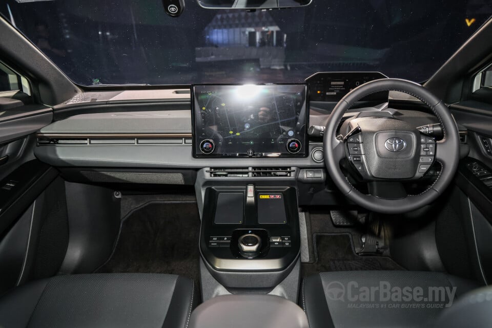 Toyota bZ4X EA10 Facelift (2026) Interior