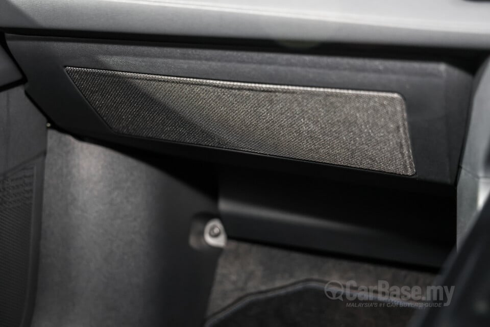 Toyota bZ4X EA10 Facelift (2026) Interior