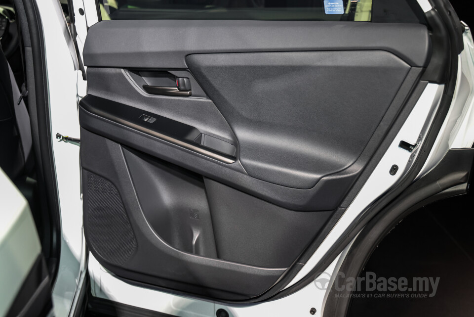 Toyota bZ4X EA10 Facelift (2026) Interior