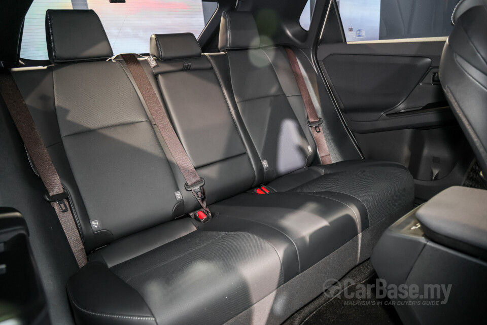 Toyota bZ4X EA10 Facelift (2026) Interior