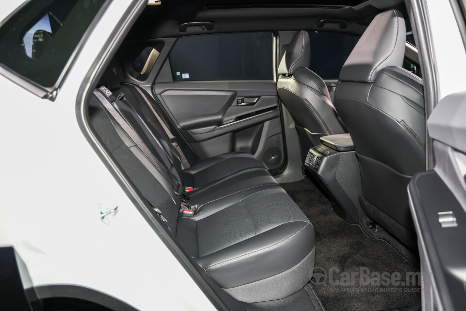 Toyota bZ4X EA10 Facelift (2026) Interior