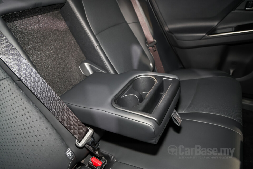Toyota bZ4X EA10 Facelift (2026) Interior