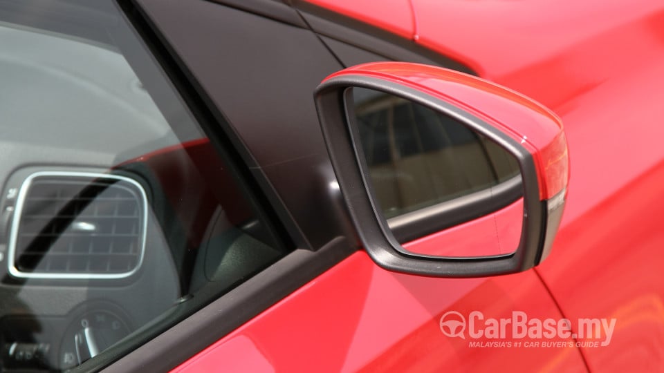 Volkswagen Polo Mk5 CBU (2010) Exterior