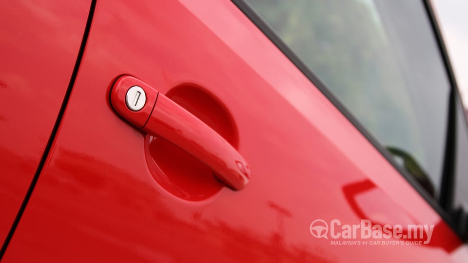 Volkswagen Polo Mk5 CBU (2010) Exterior