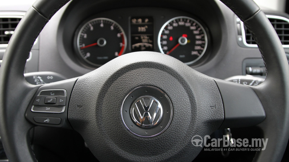 Volkswagen Polo Mk5 CBU (2010) Interior