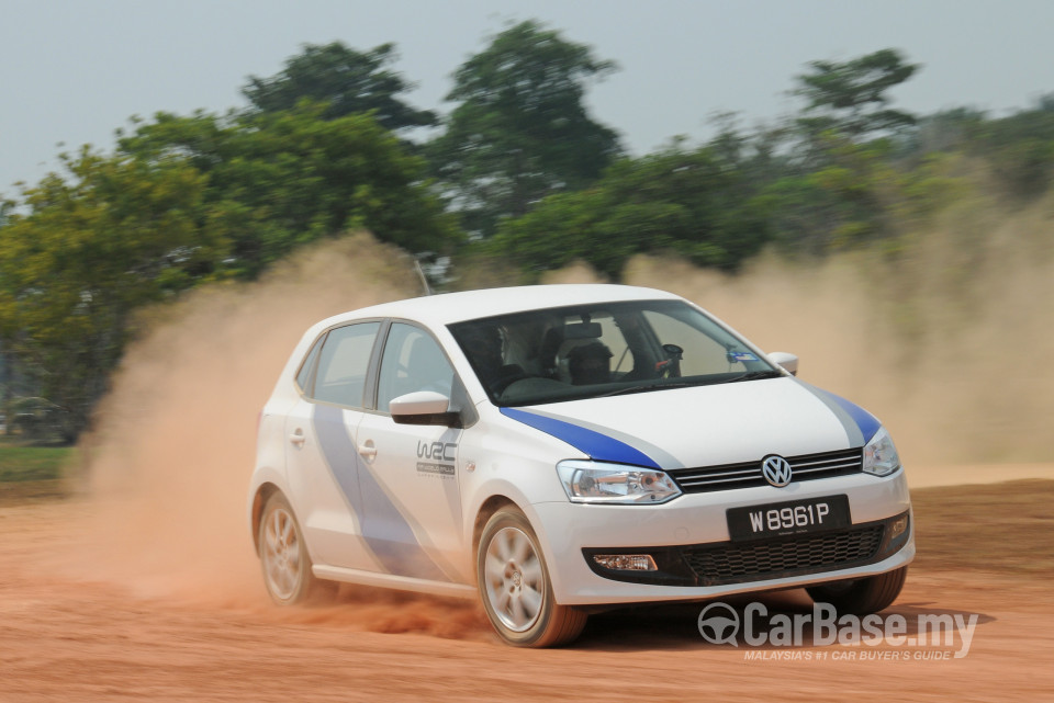 Volkswagen Polo Mk5 CKD (2014) Exterior