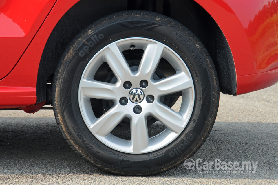 Volkswagen Polo Mk5 CKD (2014) Exterior