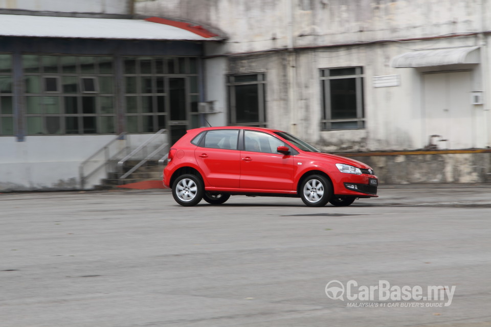 Volkswagen Polo Mk5 CKD (2014) Exterior