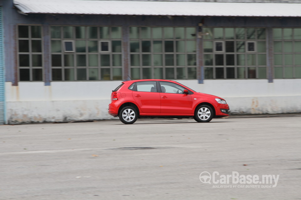 Volkswagen Polo Mk5 CKD (2014) Exterior