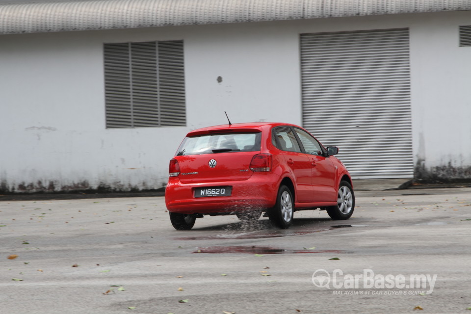 Volkswagen Polo Mk5 CKD (2014) Exterior
