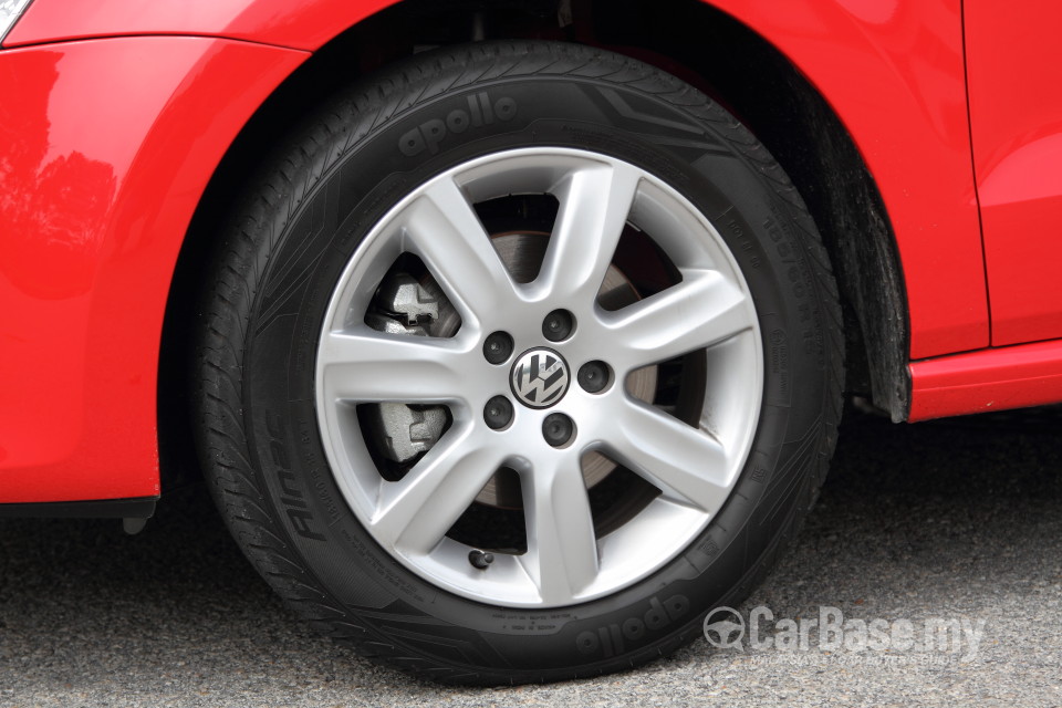 Volkswagen Polo Mk5 CKD (2014) Exterior