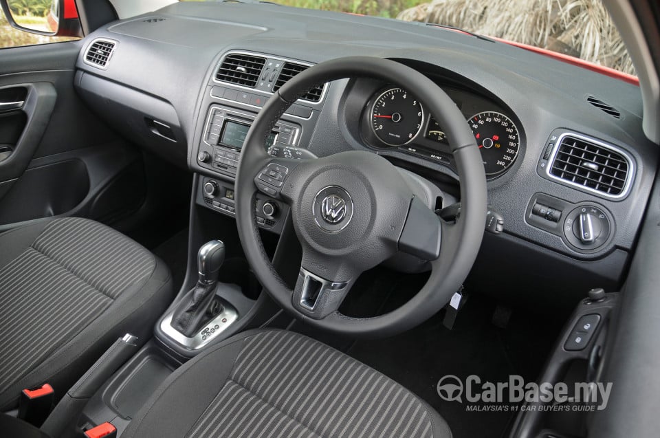 Volkswagen Polo Mk5 CKD (2014) Interior