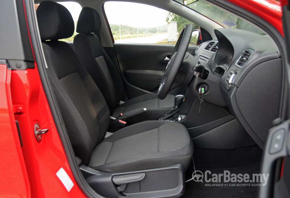 Volkswagen Polo Mk5 CKD (2014) Interior