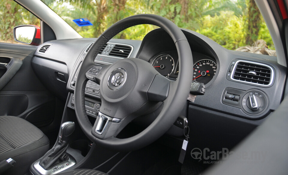 Honda Civic FC (2016) Interior