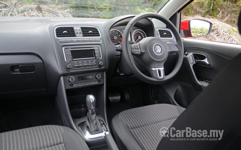Volkswagen Polo Mk5 CKD (2014) Interior