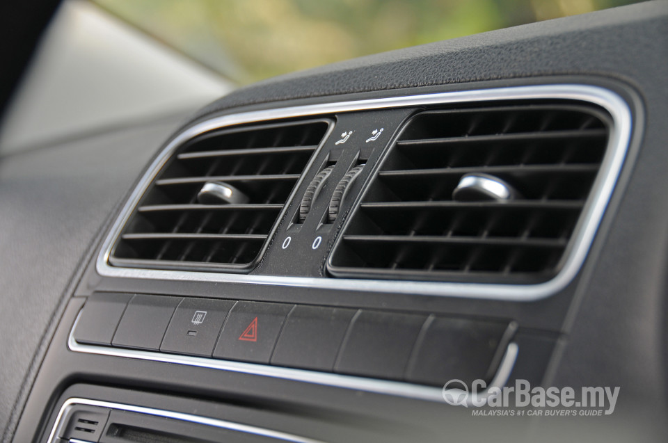 Volkswagen Polo Mk5 CKD (2014) Interior