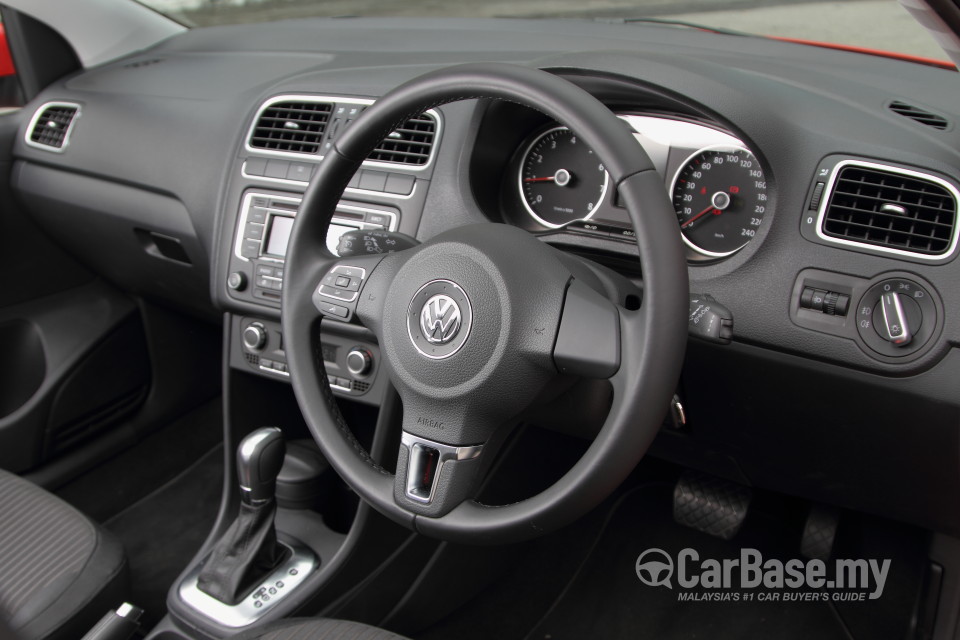 Volkswagen Polo Mk5 CKD (2014) Interior