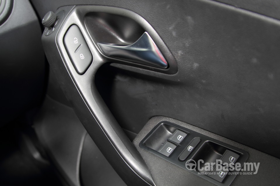 Volkswagen Polo Mk5 CKD (2014) Interior