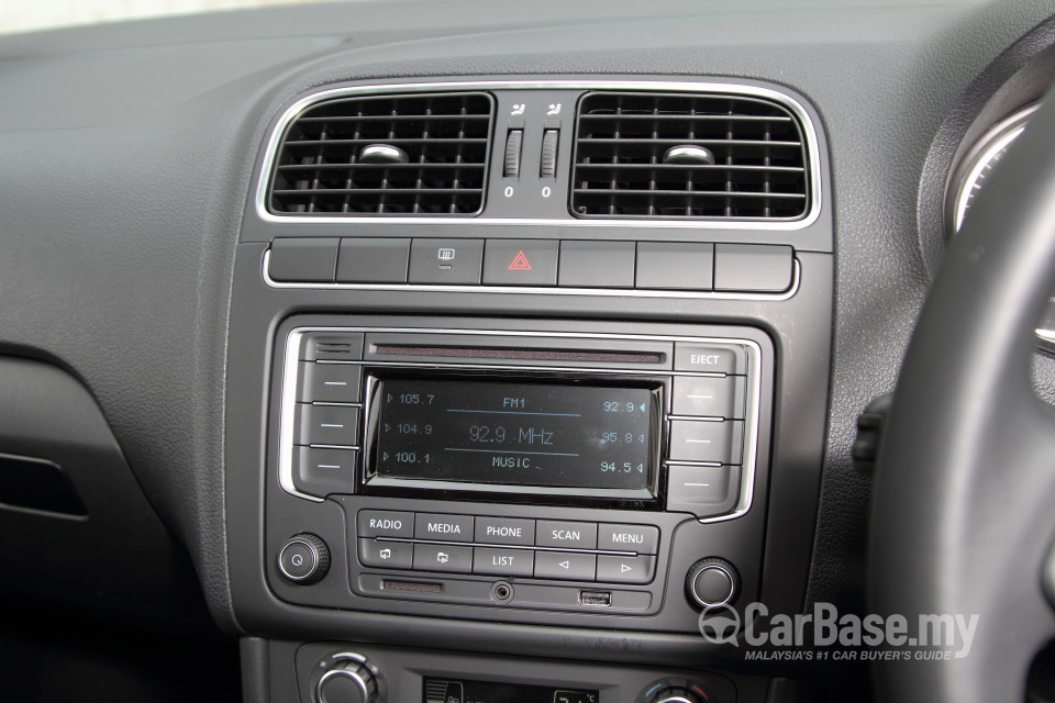 Volkswagen Polo Mk5 CKD (2014) Interior