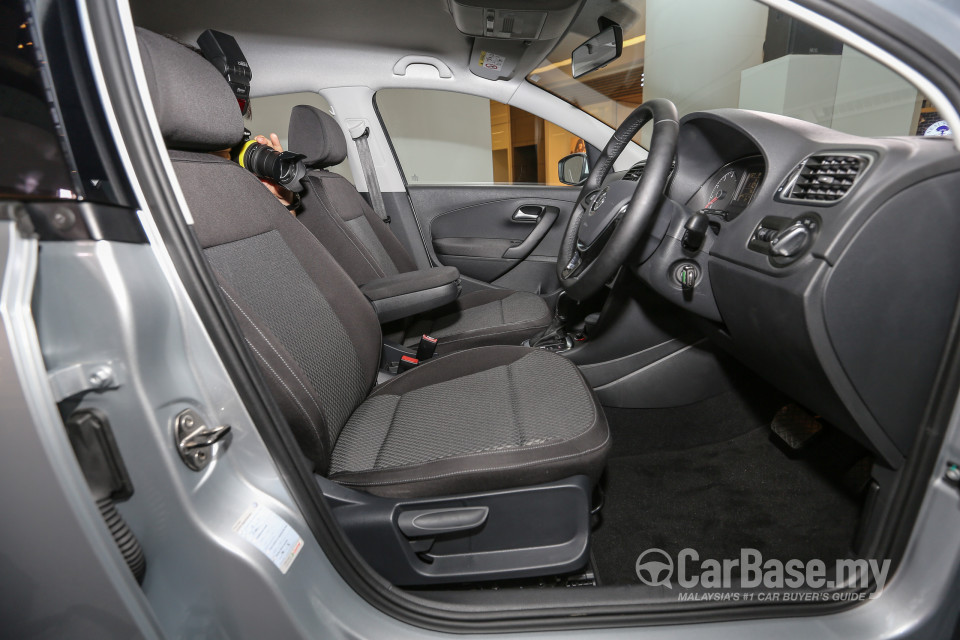 Volkswagen Vento Mk5 facelift (2016) Interior